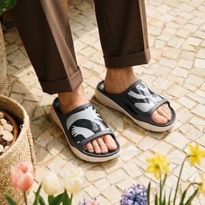 UIN Men's Sandals Beach Summer Casual Comfort Slippers (Hide and Seek)